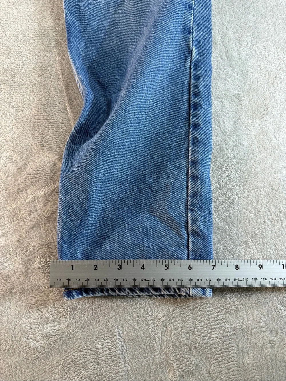 Levis 550 Womens Vintage Jeans 10 Med Wash Relaxed Fit Tapered Leg Made in USA